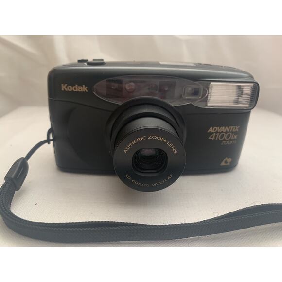 VTG Kodak Advantix 4100ix zoom 35 mm Point and Shoot Film Camera New Battery - Picture 1 of 5